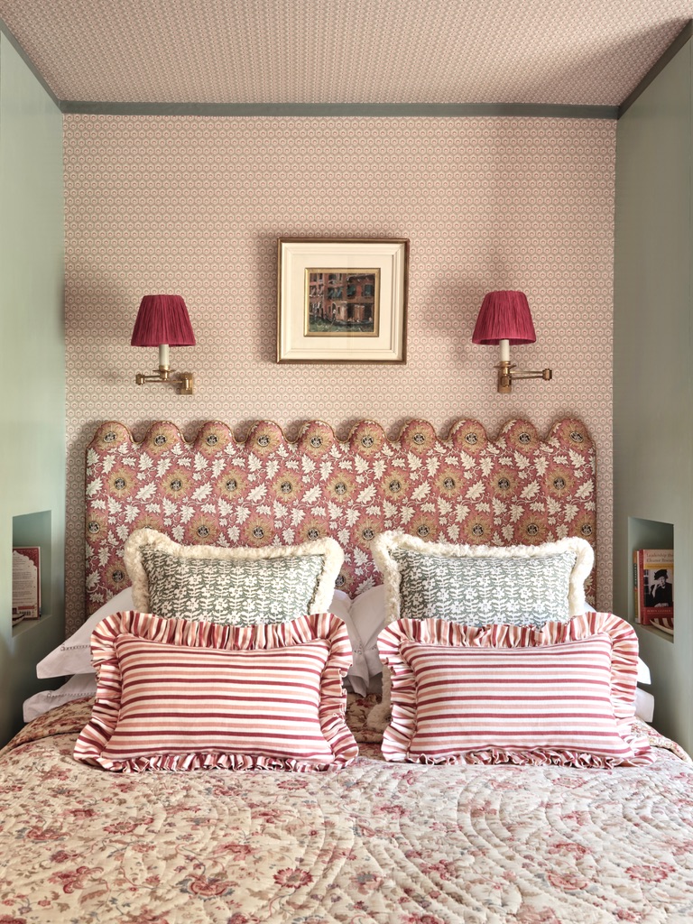 Oakley Moore_Modern British Interiors_Interior Designer_London_Bedroom_Headboard